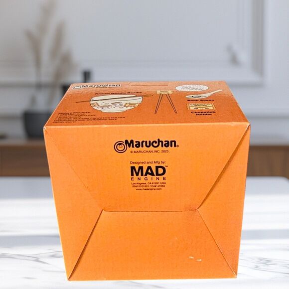 Ramen Bowl Maruchan Kawaii Noodles Ceramic Bowl with Reusable Bamboo Chopsticks - Picture 5 of 5